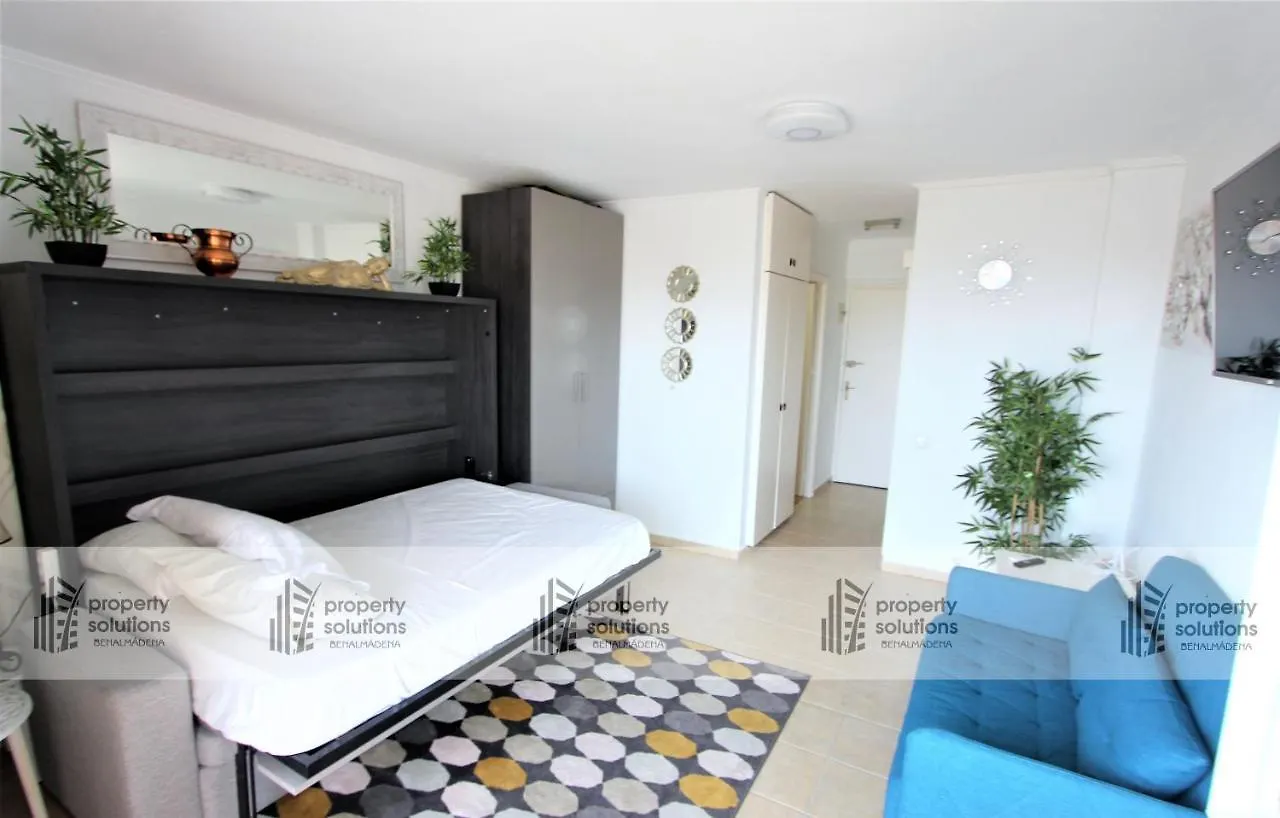 1.012 Apartamentos Aguila. Cercano A La Playa Y Al Centro De Benalmadena. Excelente Ubicacion.